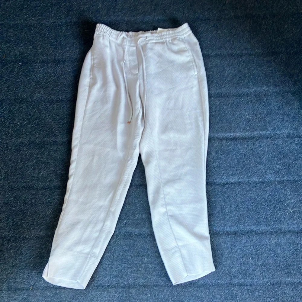 H&M White Sweatpants Comfortable Cotton Blend Joggers